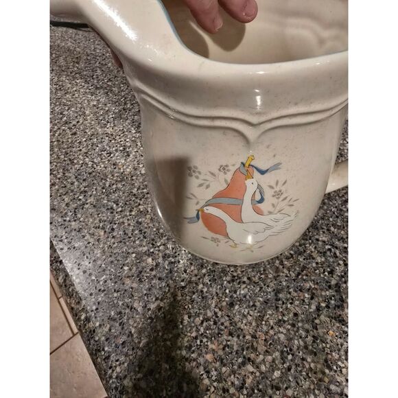International China Marmalade 64 OZ Ceramic Pitcher 7 1/4 Stoneware Geese Blue - Picture 2 of 5